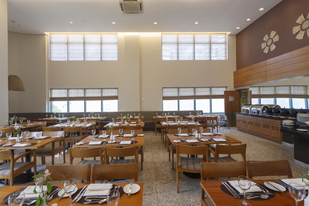 Mercure Salvador Pituba Exterior foto