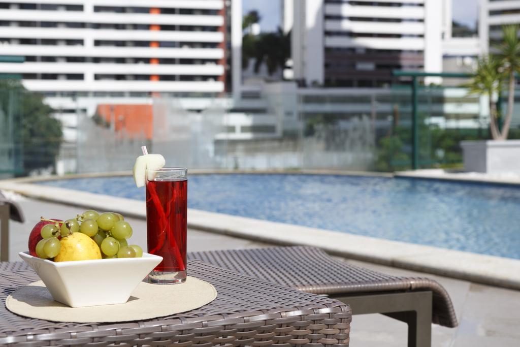 Mercure Salvador Pituba Exterior foto