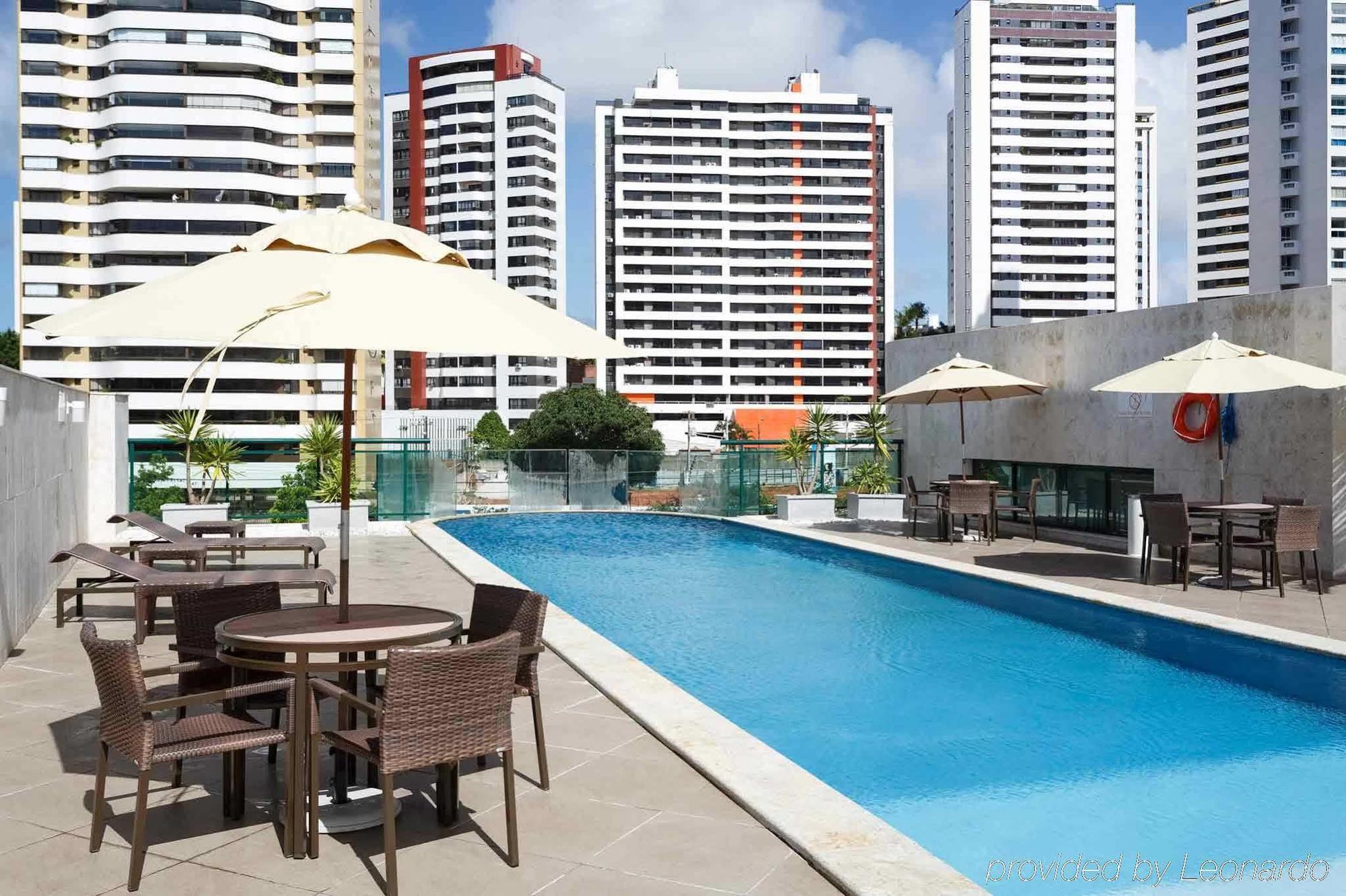 Mercure Salvador Pituba Exterior foto